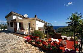 Sicily holiday home Villa Flora