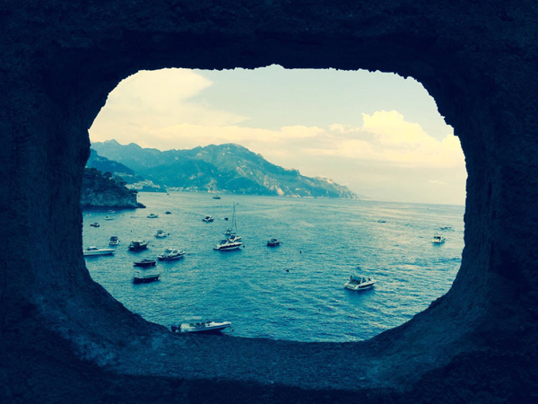 Il Glicine Menge Aussicht auf das Meer 2