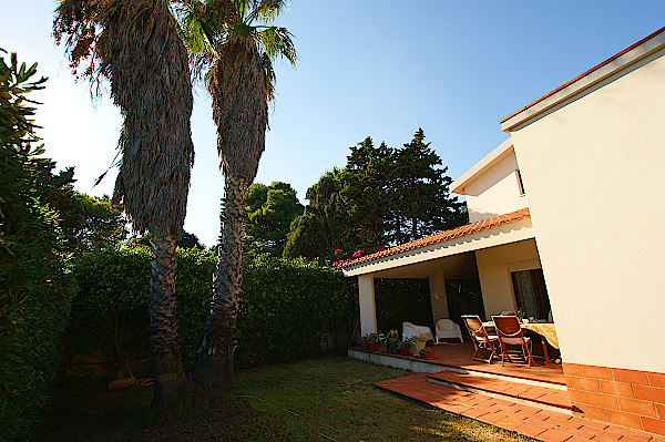 Villa-nella-terrasse-garten-neu