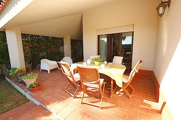 Villa-nella-terrasse-unten-neu