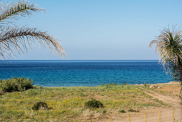 Villa-baia-marina-weg-zum-meer