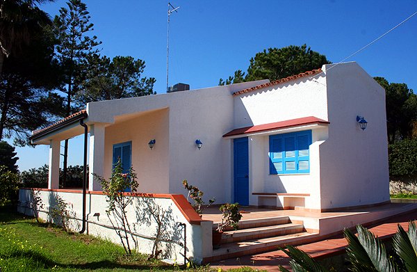 Villa-mediterranea-hausansicht