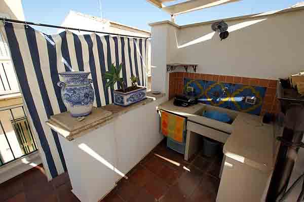 Casa-parisi-dachterrasse-küche