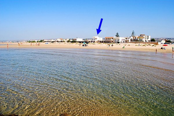Pezzafilippa-strand pfeil