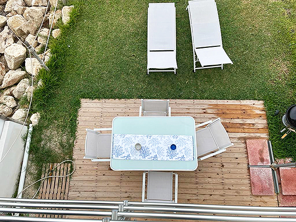 Rifugio-al-mare-eg-terrasse-von-oben