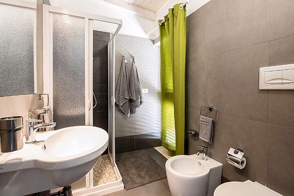 Villa-baia-marina-trilocale-bad