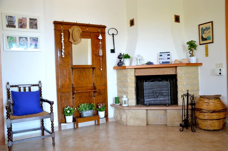 Villa-maria-kamin