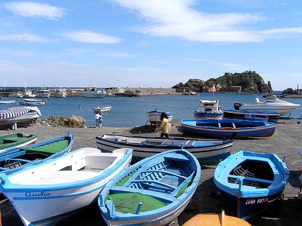Acitrezza