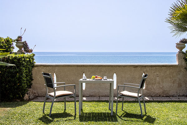 B&B La Terrazza sul Mare_Garten 1
