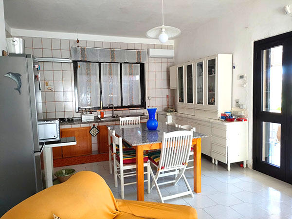 Villa-mar-dei-coralli-küche