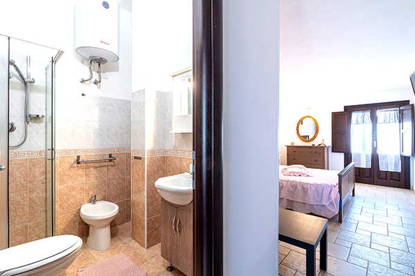 BAGNO CAMERA DA LETTO 9